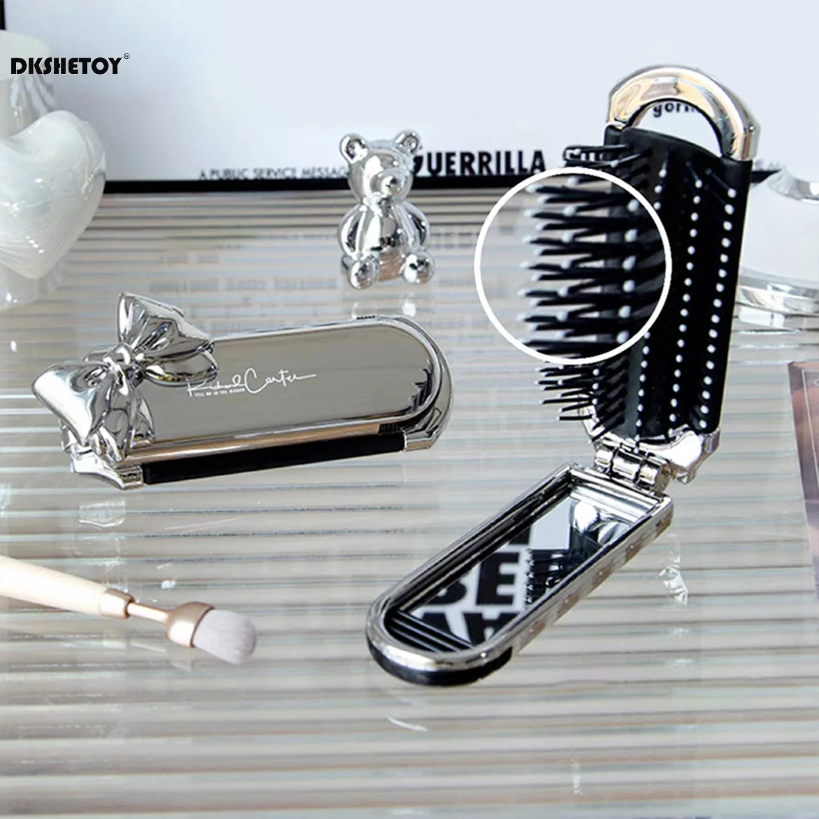 Pocket Beauty Brush with Mirror